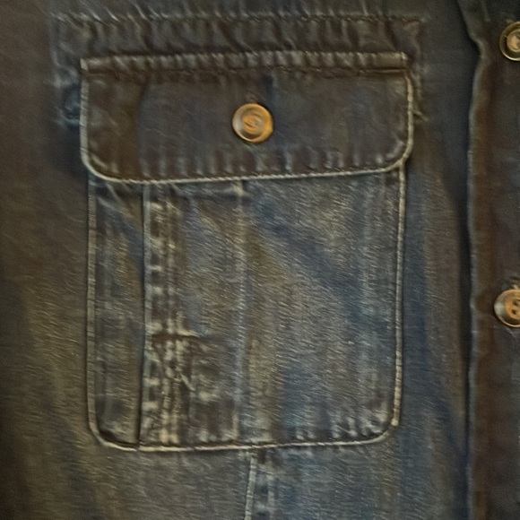 Cabi waterfront denim shirt - Picture 2 of 5